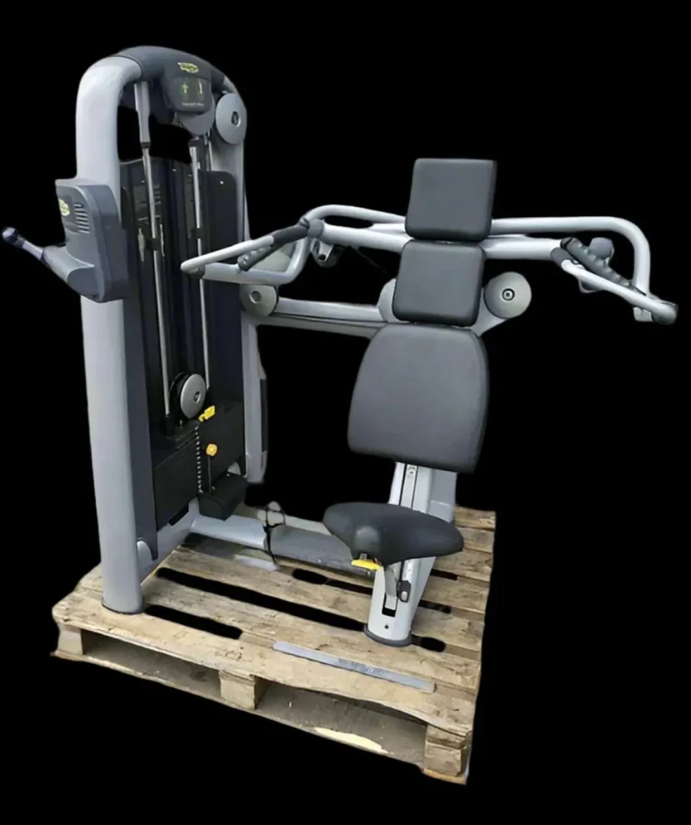 Technogym shoulder press - Image 1