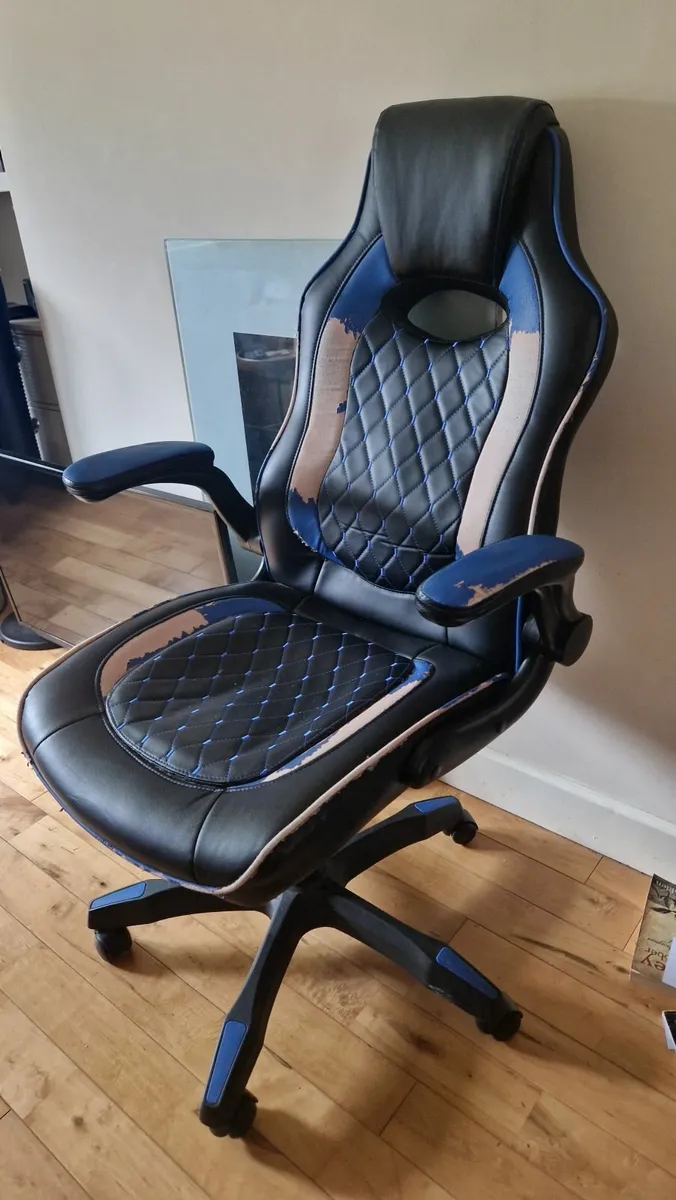 Chair - Image 3