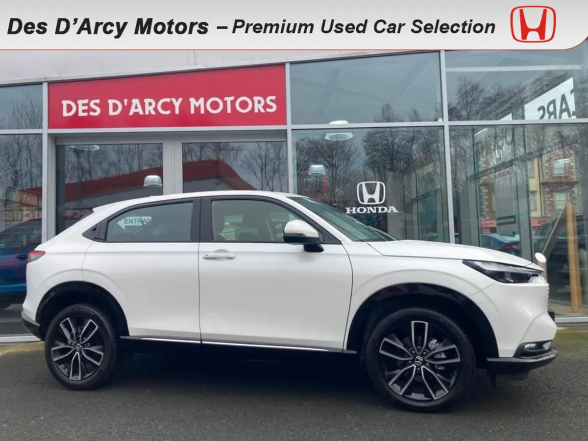 Honda HR-V Advance Hybrid Immaculate Condition - Image 3