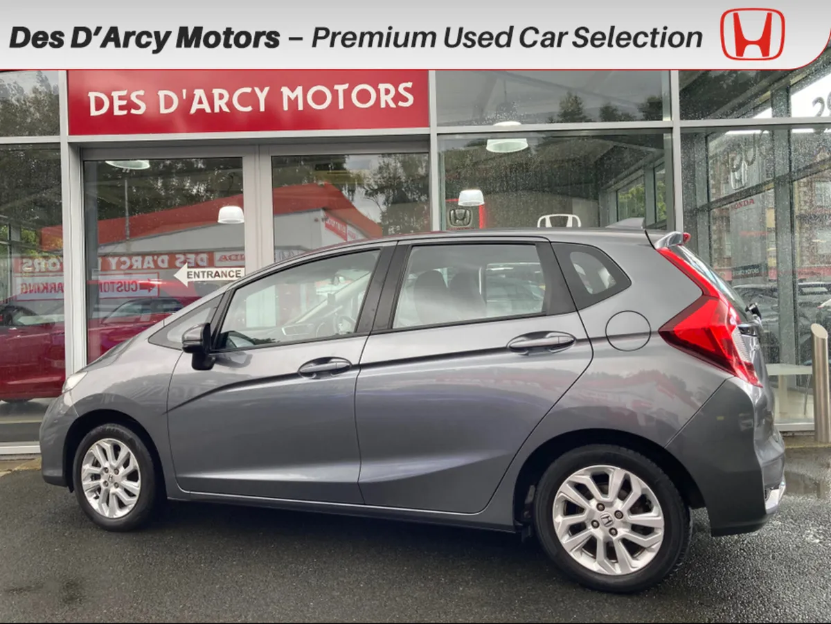 Honda Jazz AUTOMATIC SE LOW MILEAGE - Image 4