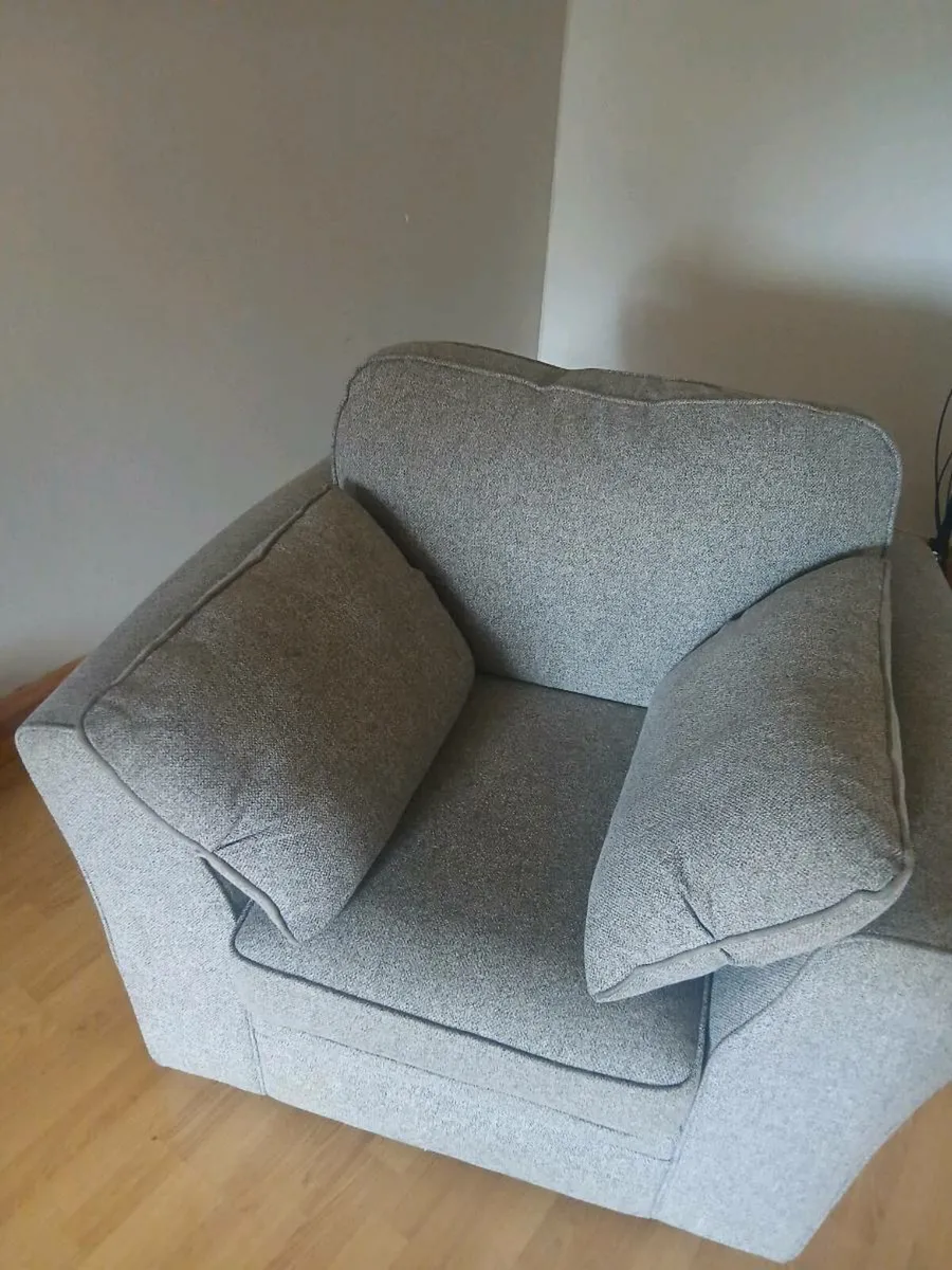 3+1+1 grey sofa - Image 1