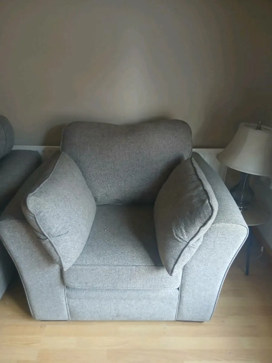 3+1+1 grey sofa - Image 3