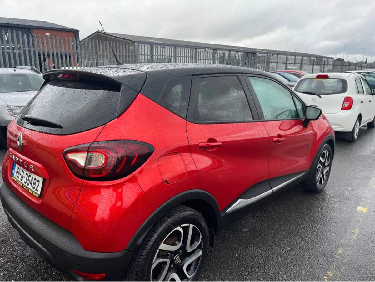 Renault Captur ICONIC DCI 90 EDC MY18 5DR AUTO Fin - Image 3