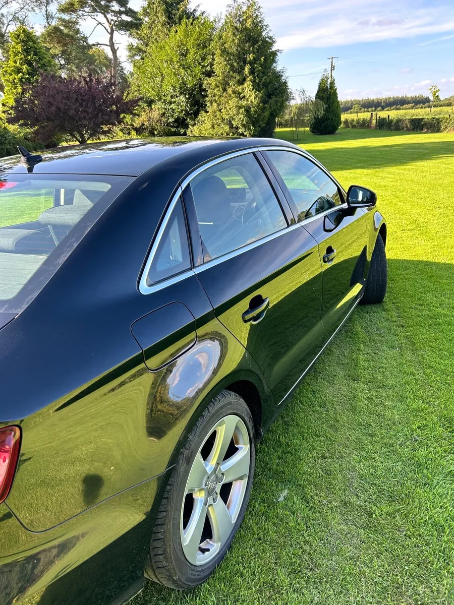 Audi A3 2015 - Image 2