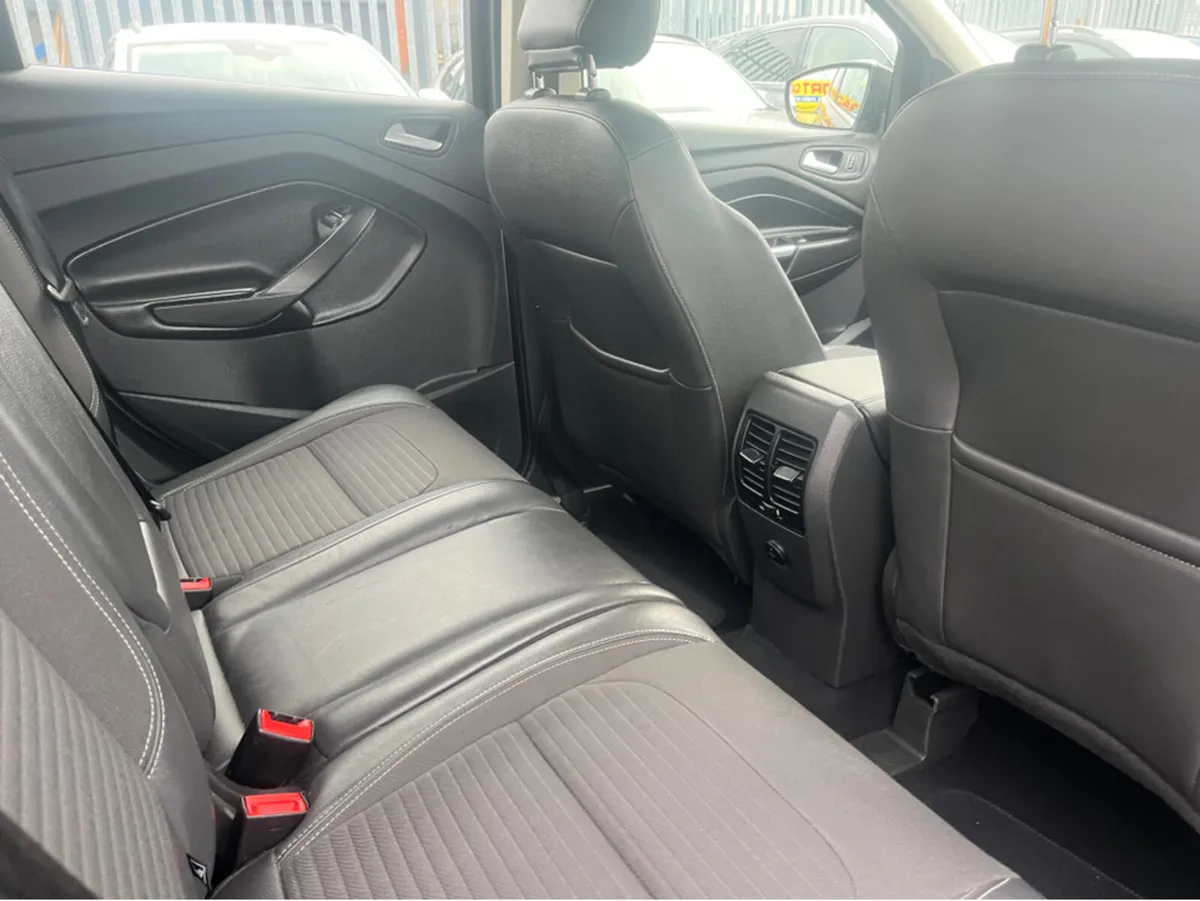 Ford Kuga TITANIUM 2.0 150PS PWR SH SHFT AW Financ - Image 2