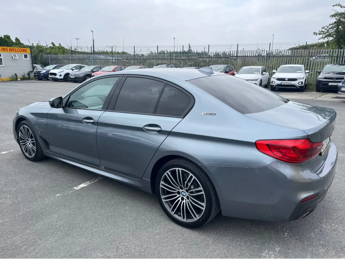 BMW 5-Series E G30 M SPORT Hybrid 4DR AUTO - Image 2