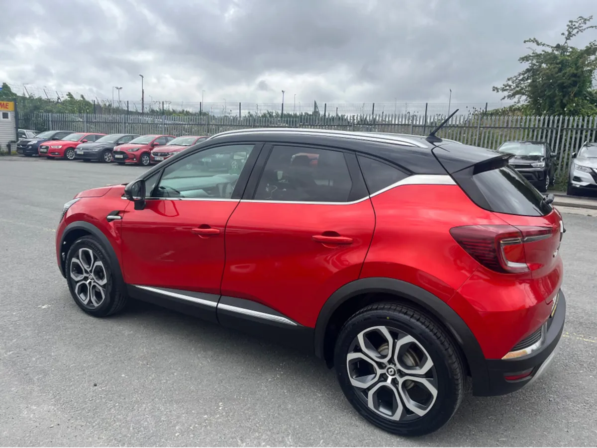 Renault Captur SE EDITION NAEB TCE 90 MANUAL - Image 3