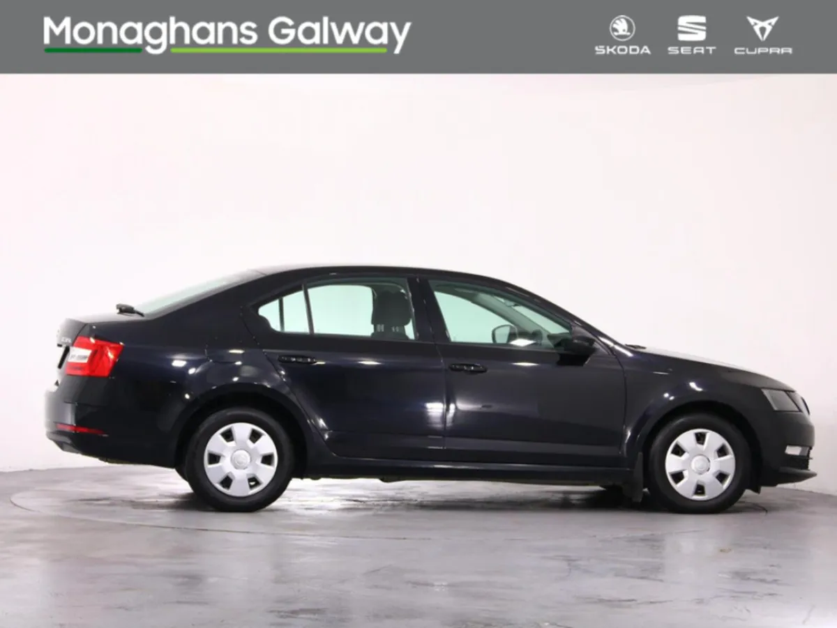 Skoda Octavia ACTIVE 1.6 TDI 115 115HP 4DR - Image 3
