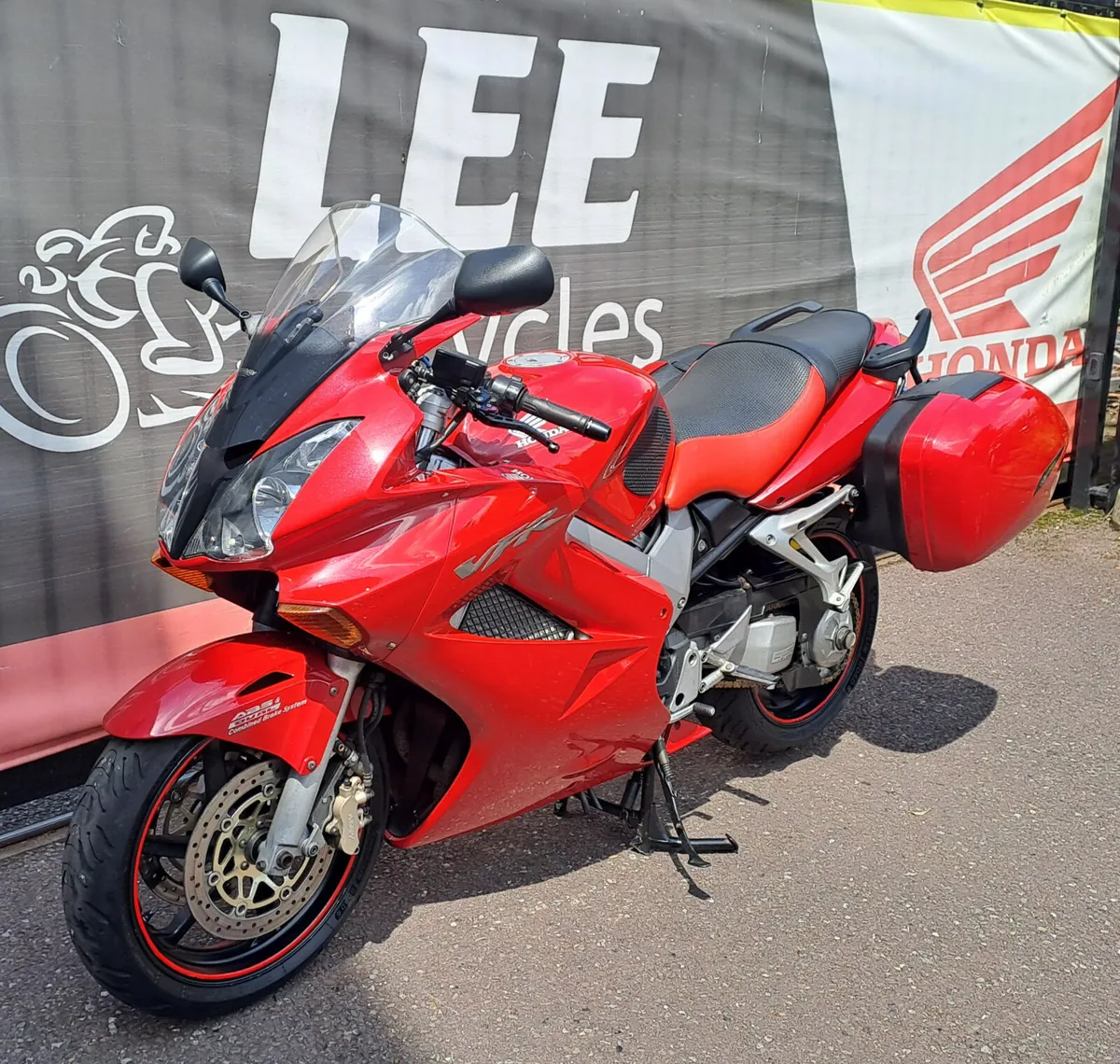 2002 HONDA VFR800 V-TEC *AS IS* - Image 4