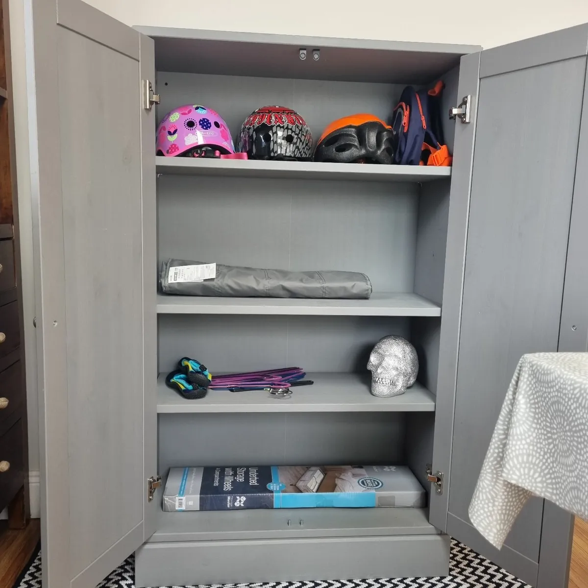 Cabinet - Image 3