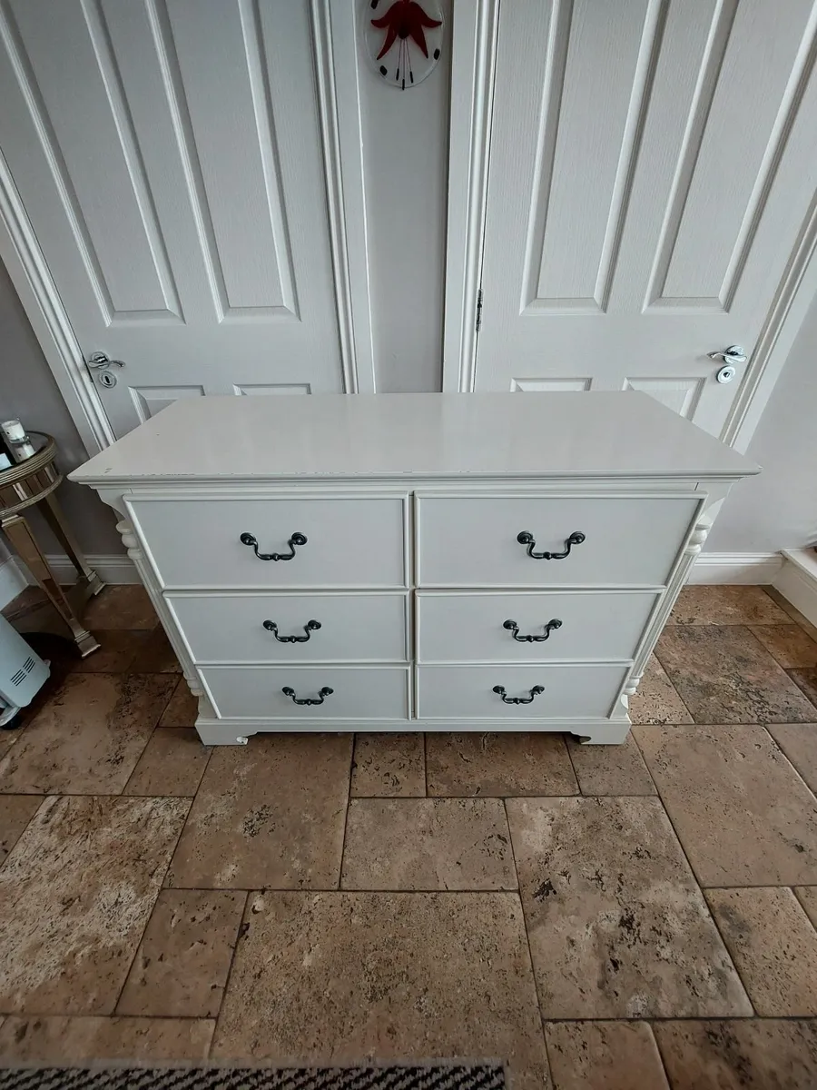 Chest of Drawers (Cream) - Image 1