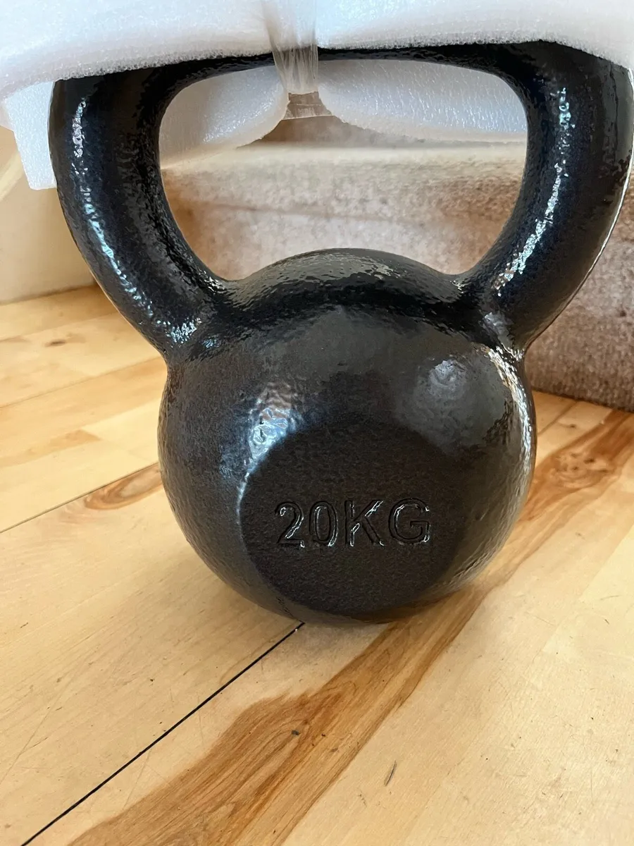 2 kettlebells 20kg each - Image 2