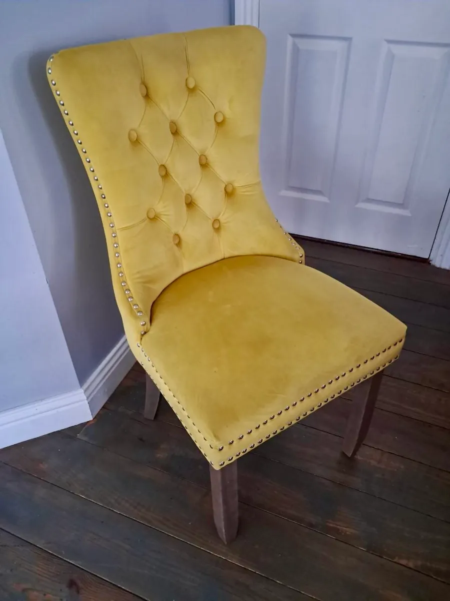4 Dining chairs - Image 1