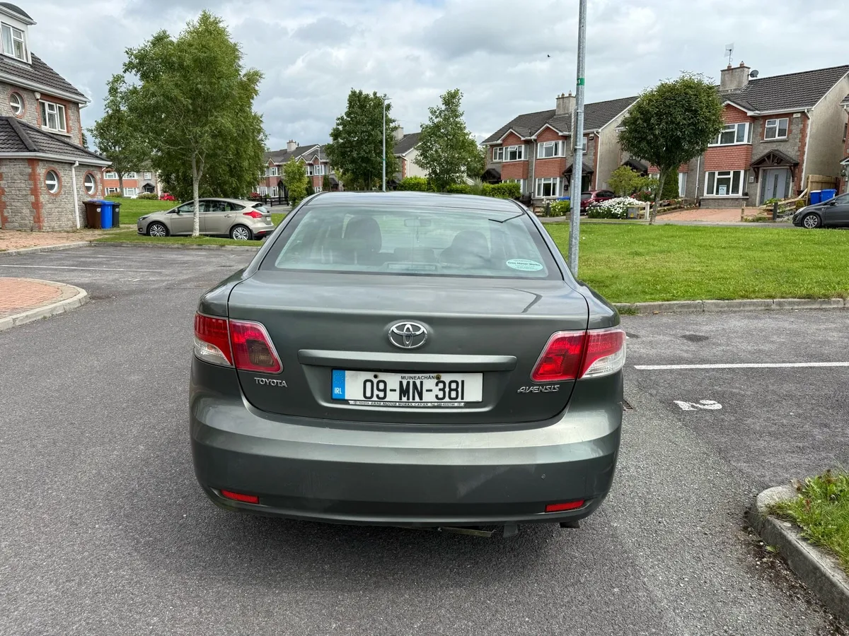 Toyota avensis 2.0 d4d - Image 2