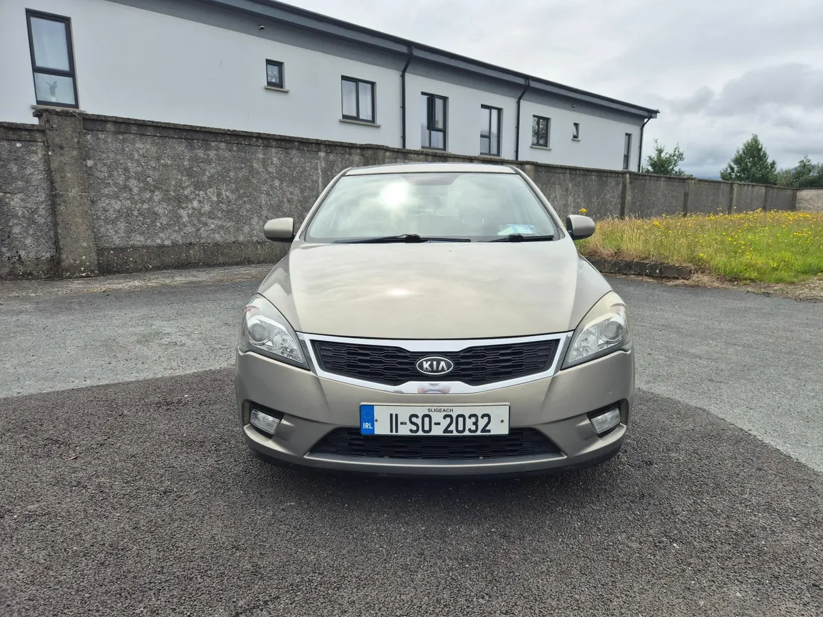 Kia Ceed 2011 - Image 4