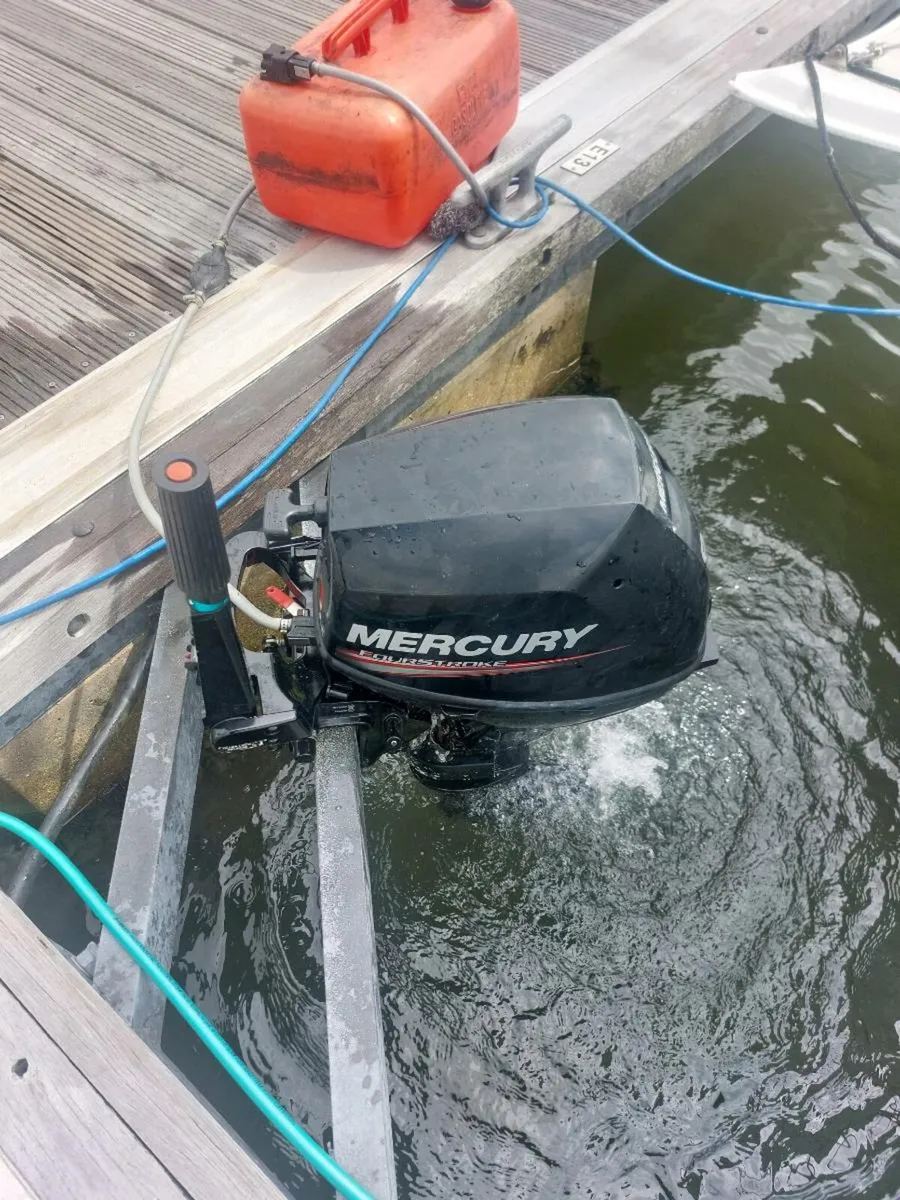 Mercury 9.9 4-stroke engine - Image 1