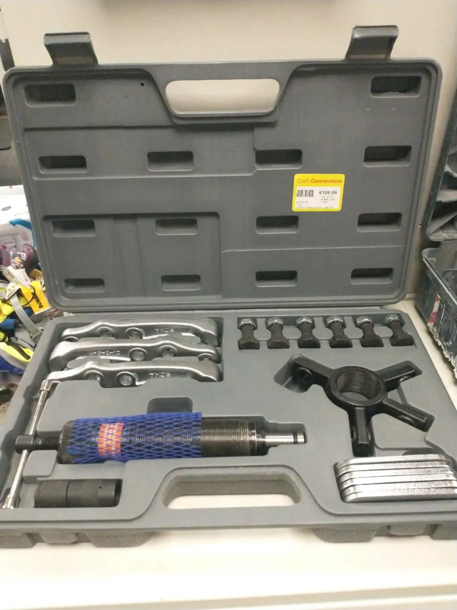 10 Ton Hydraulic Puller Kit - Image 2