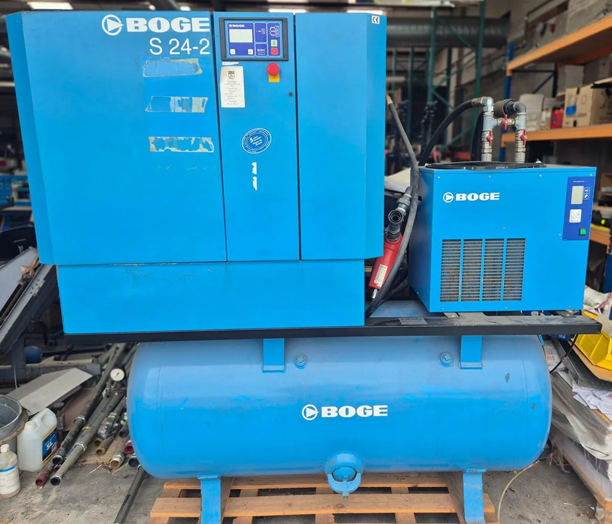Boge SD 24-2 Compressor & Dryer & 750 l receiver - Image 1