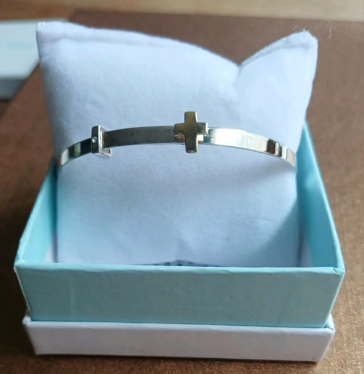 Girls silver expanding bracelet - Image 1