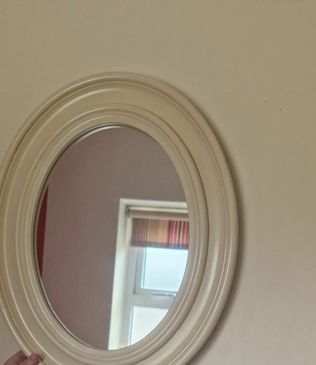 Mirror - Image 2