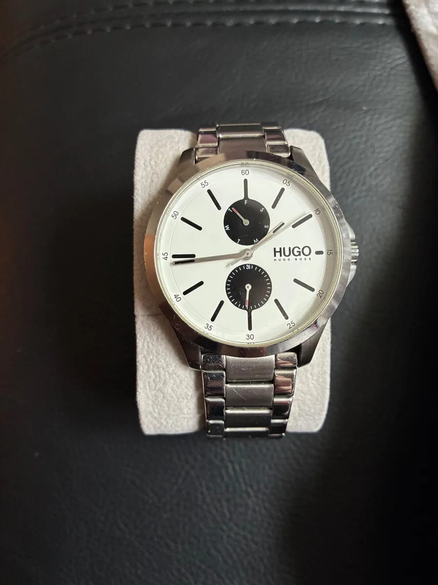 Hugo boss watch - Image 1