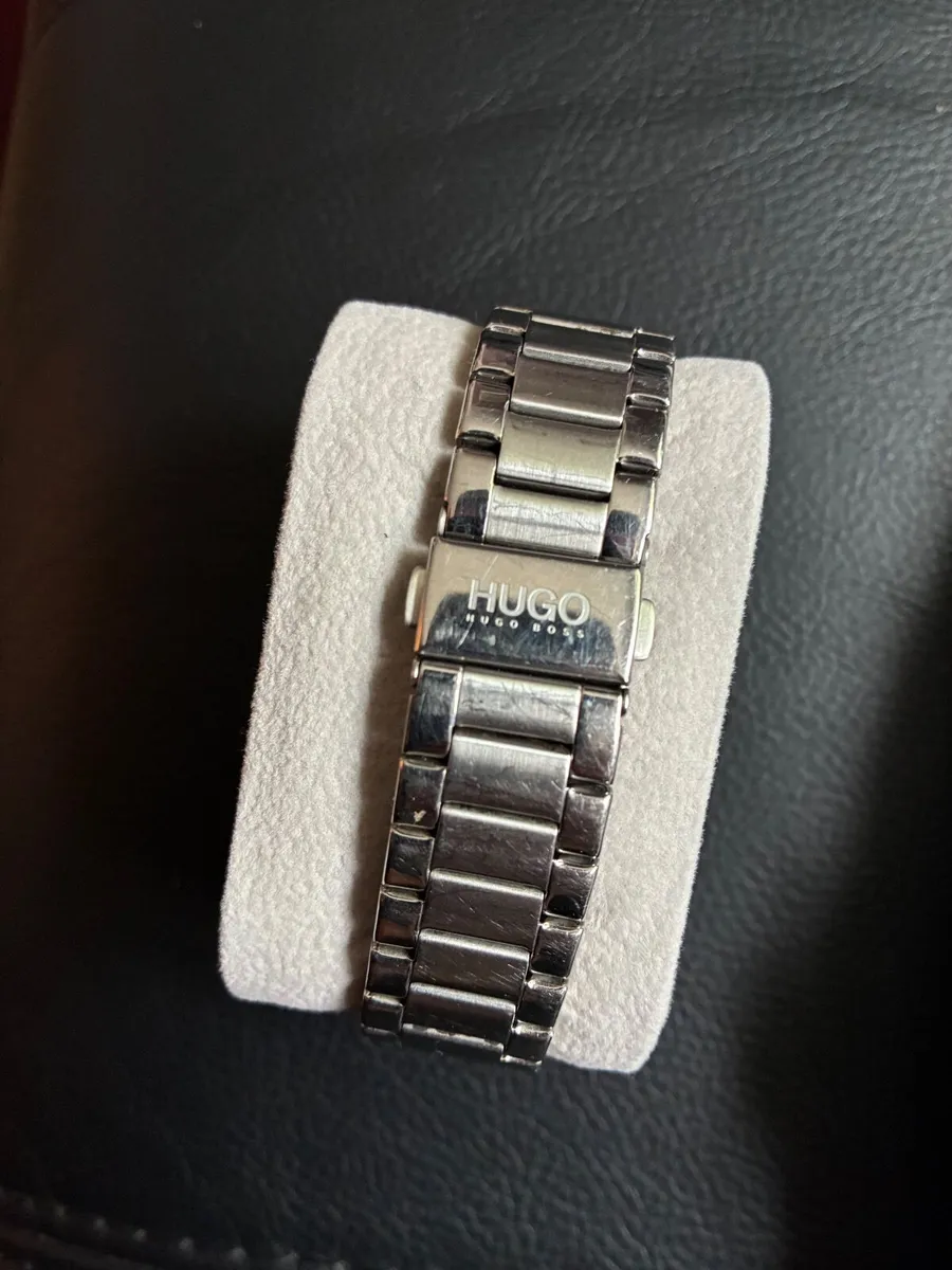 Hugo boss watch - Image 2