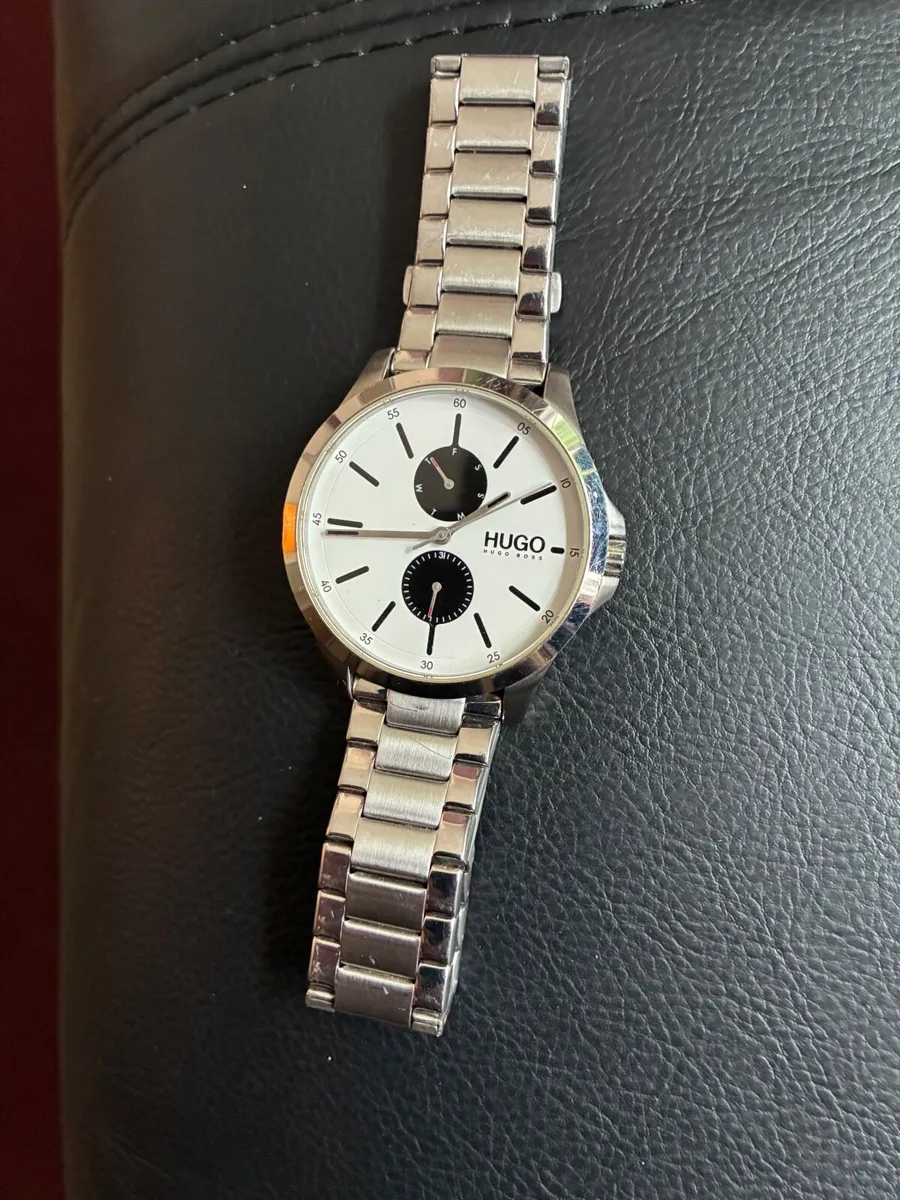 Hugo boss watch - Image 3