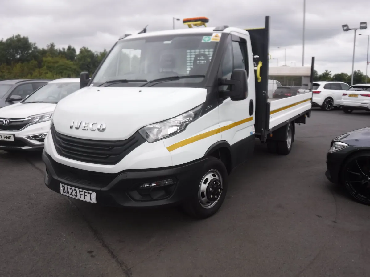 Iveco 35C 14 2023 dropside with twin rear wheels. - Image 2