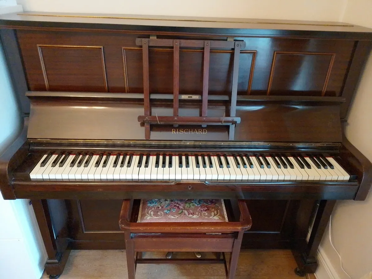 Piano - Image 1