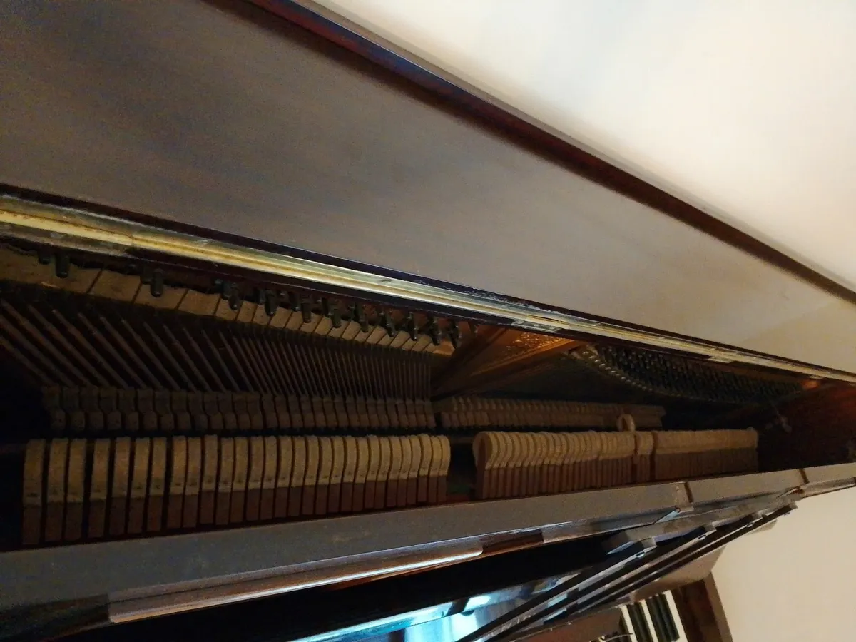 Piano - Image 4