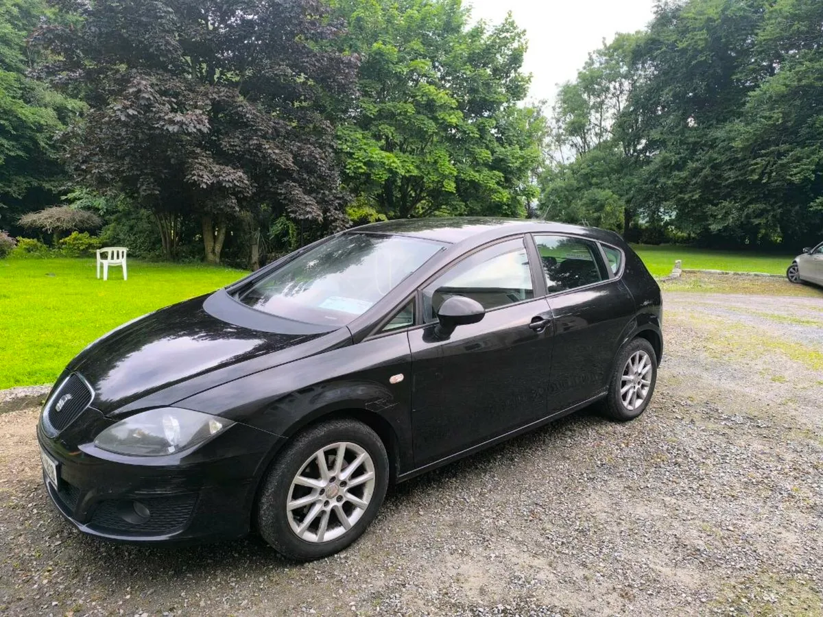Car - Image 1