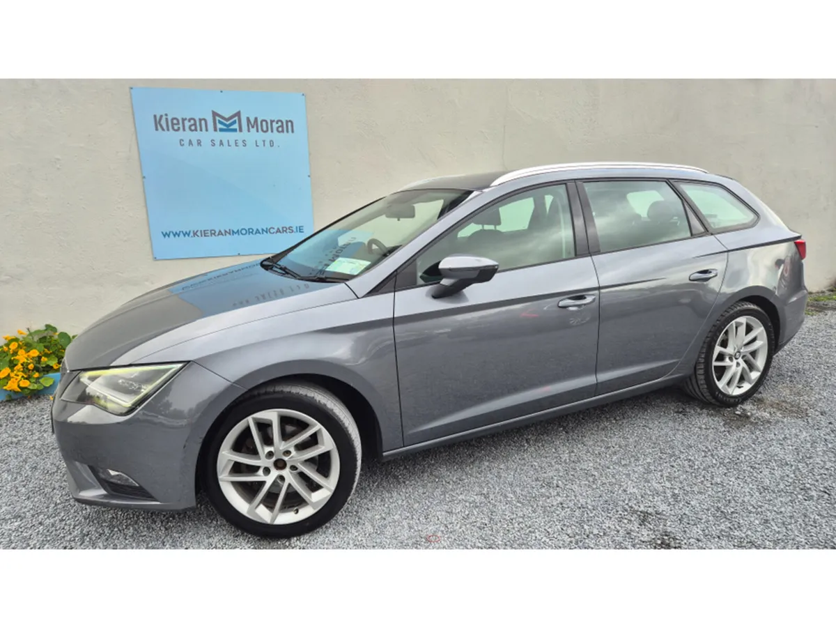 SEAT Leon 5DR - Image 1