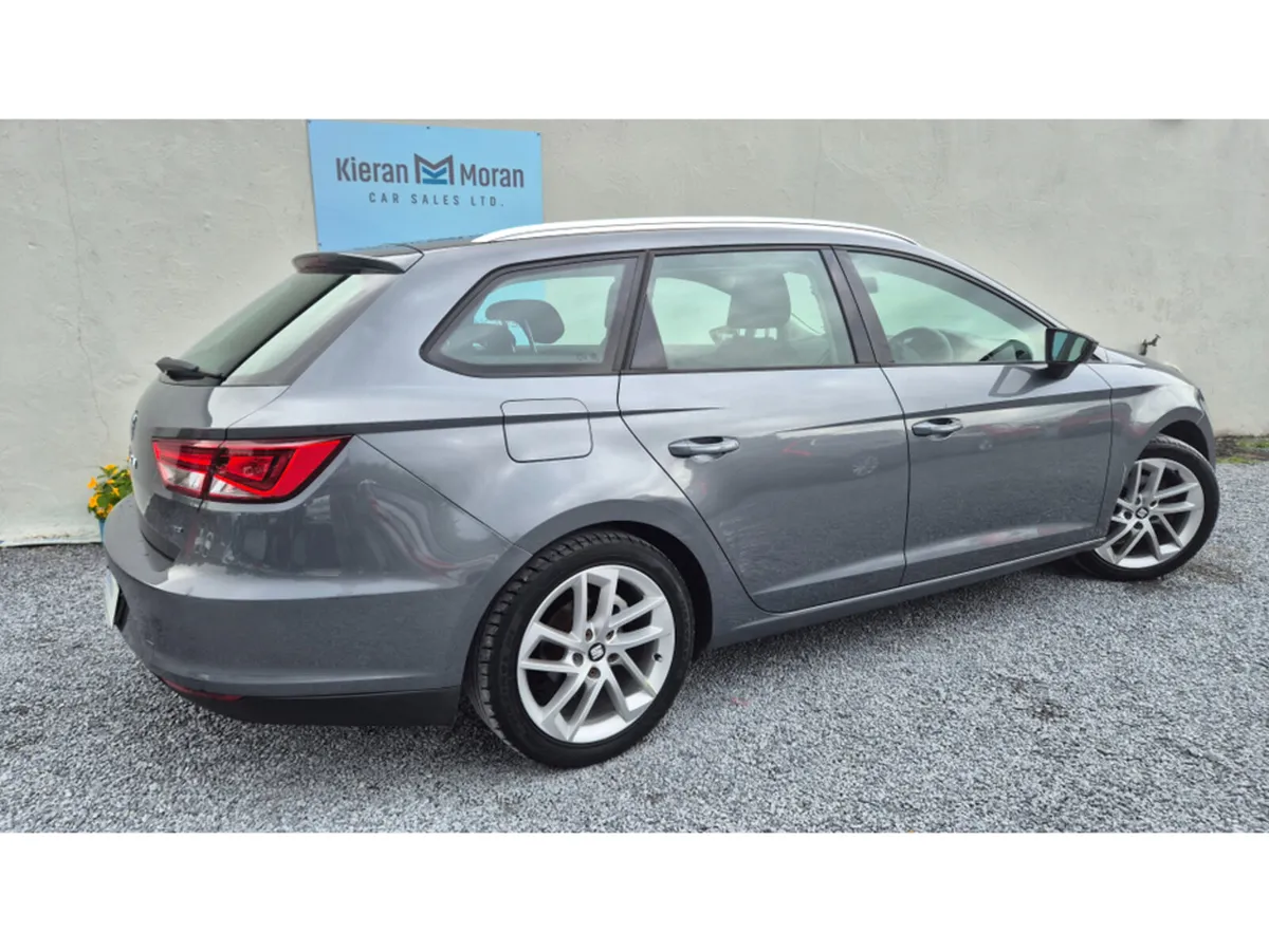 SEAT Leon 5DR - Image 4