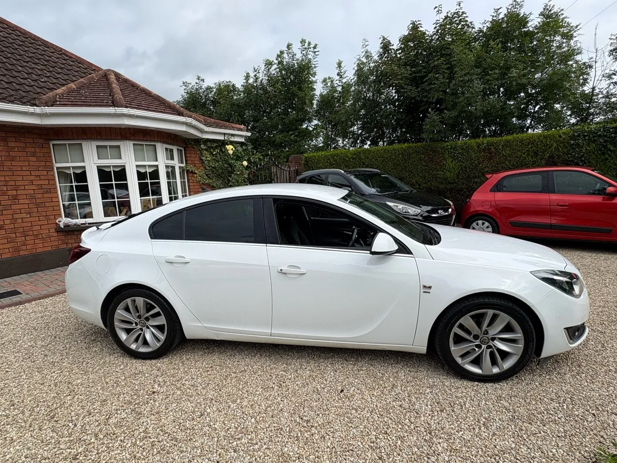 2015 Vauxhall insignia 2.0 litre diesel - Image 2