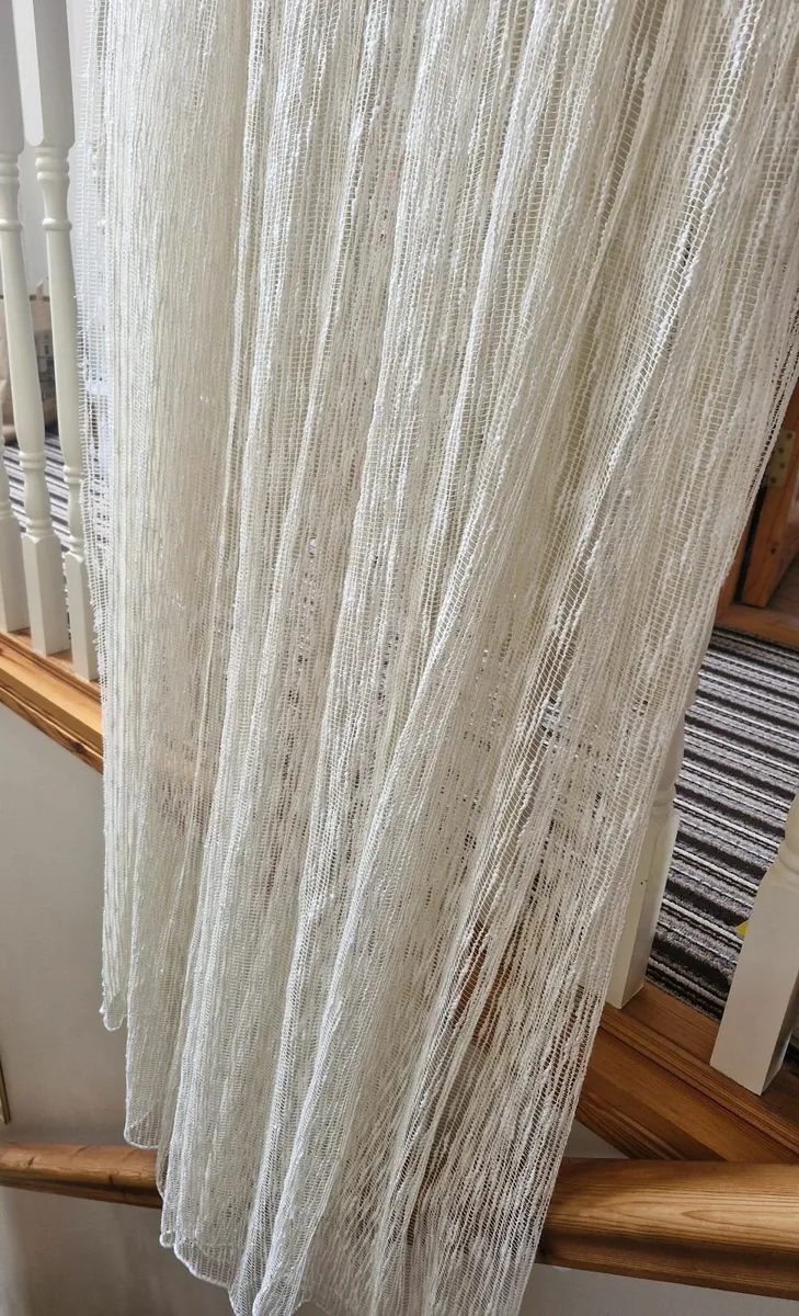 Curtains - Image 1