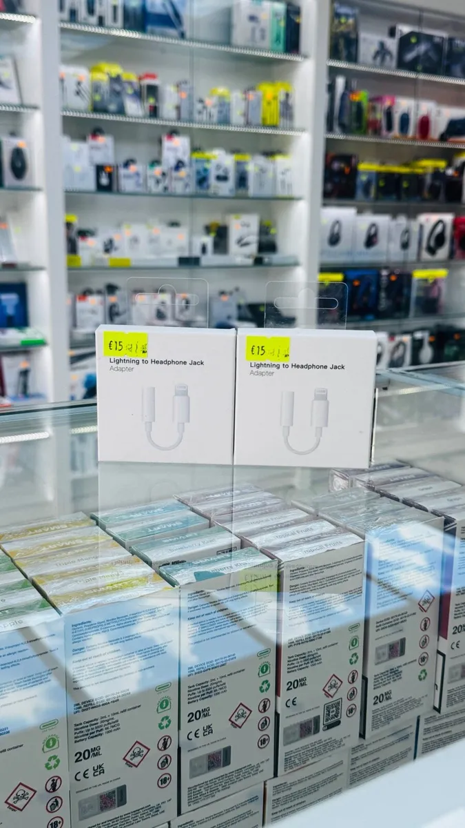Lightning to Headphones Jack adapter