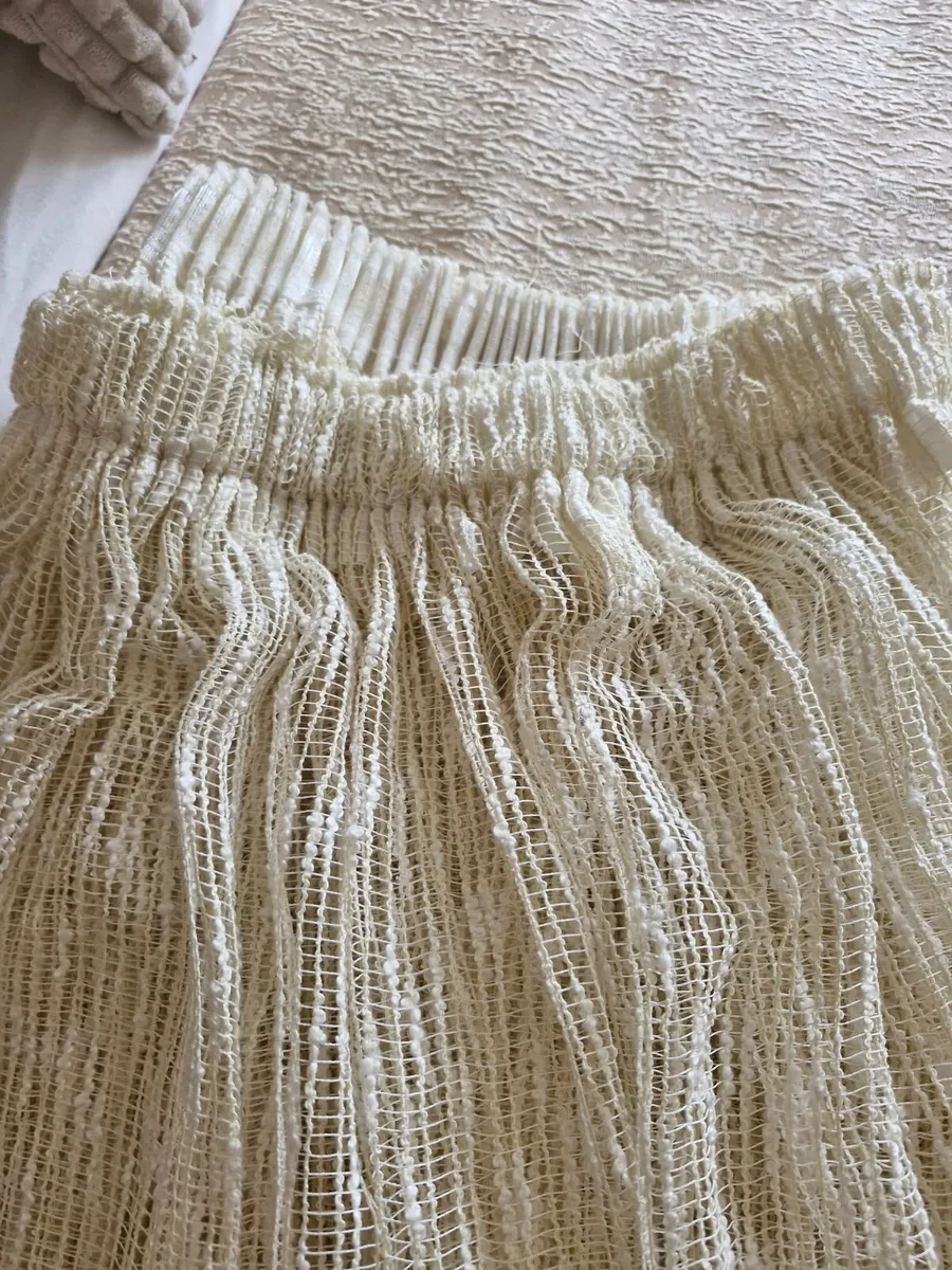 Curtains - Image 3