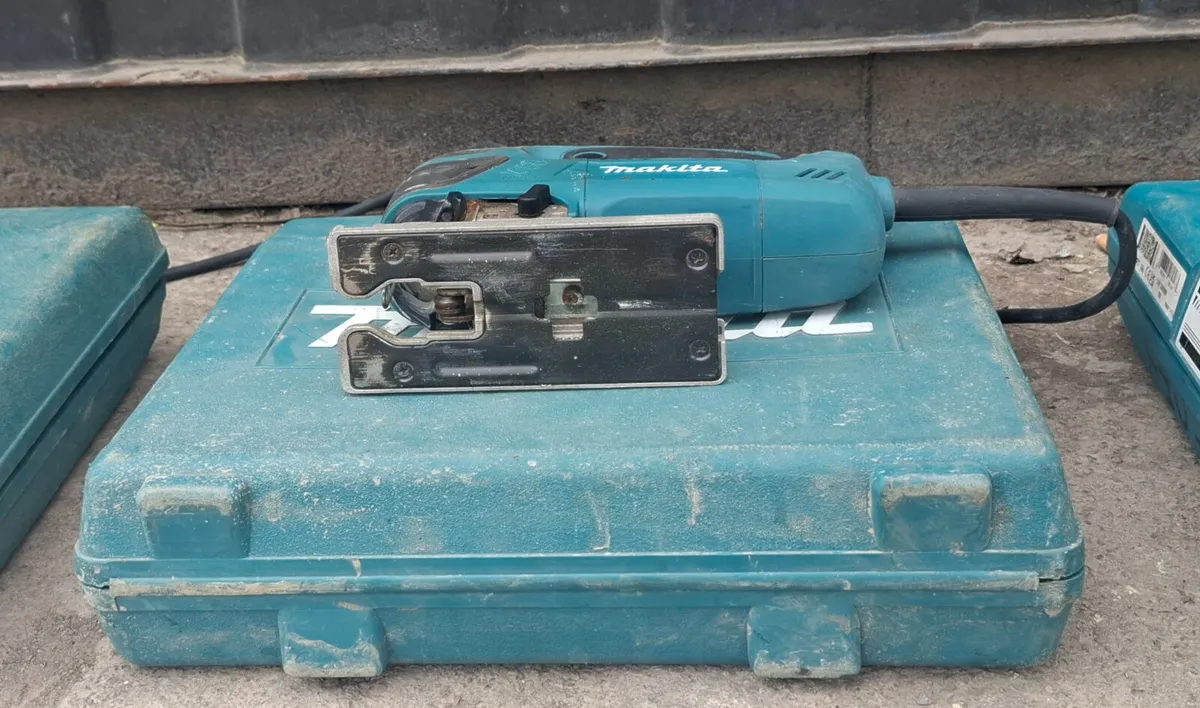 Milwaukee 110V Jigsaw - Image 2