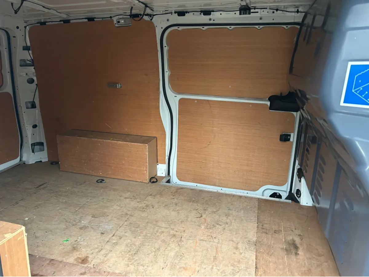 Mercedes-Benz Vito 110 KA/L CLASSIC 6DR**//**NEW D - Image 2