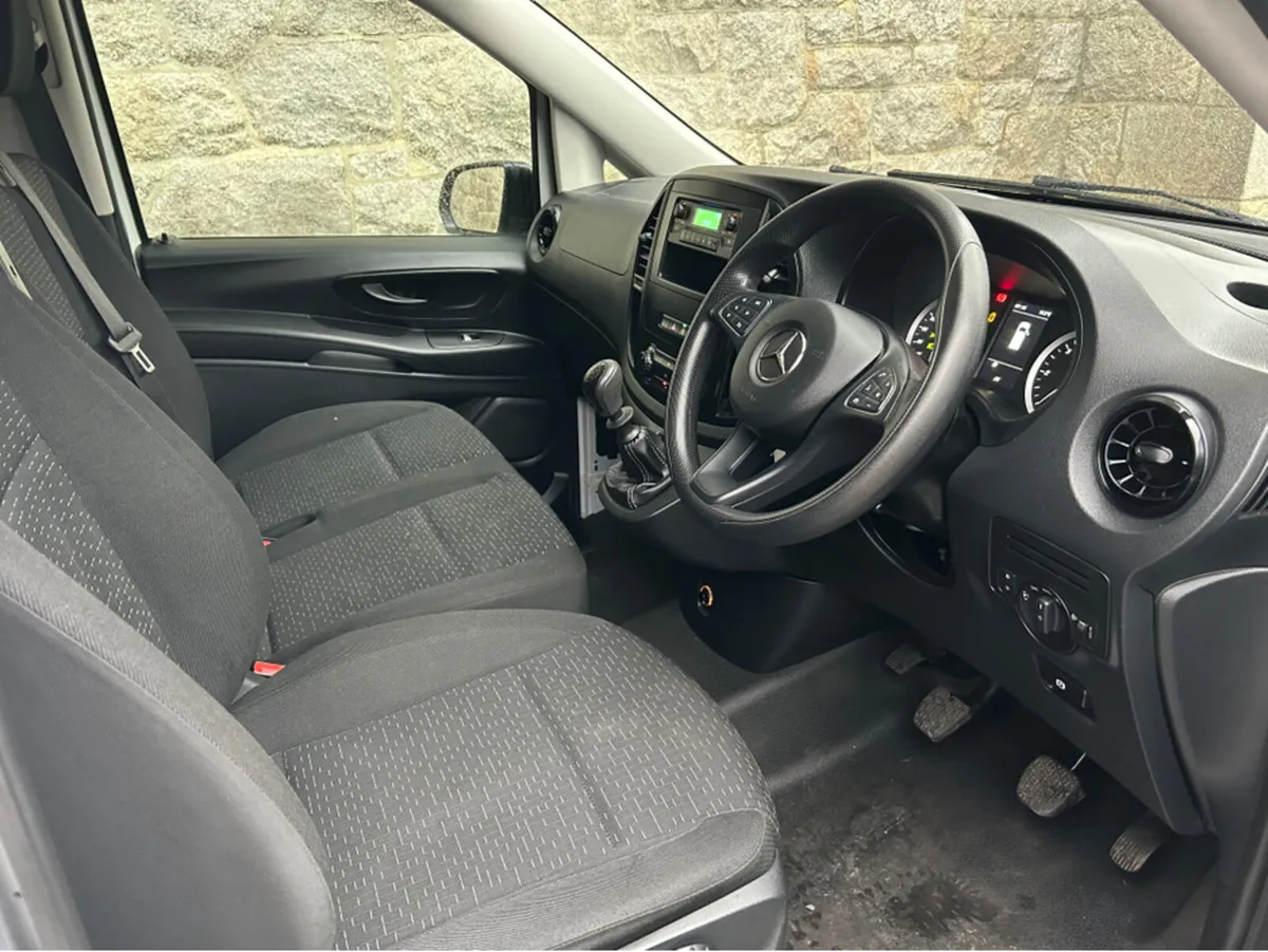 Mercedes-Benz Vito 110 KA/L CLASSIC 6DR**//**NEW D - Image 4