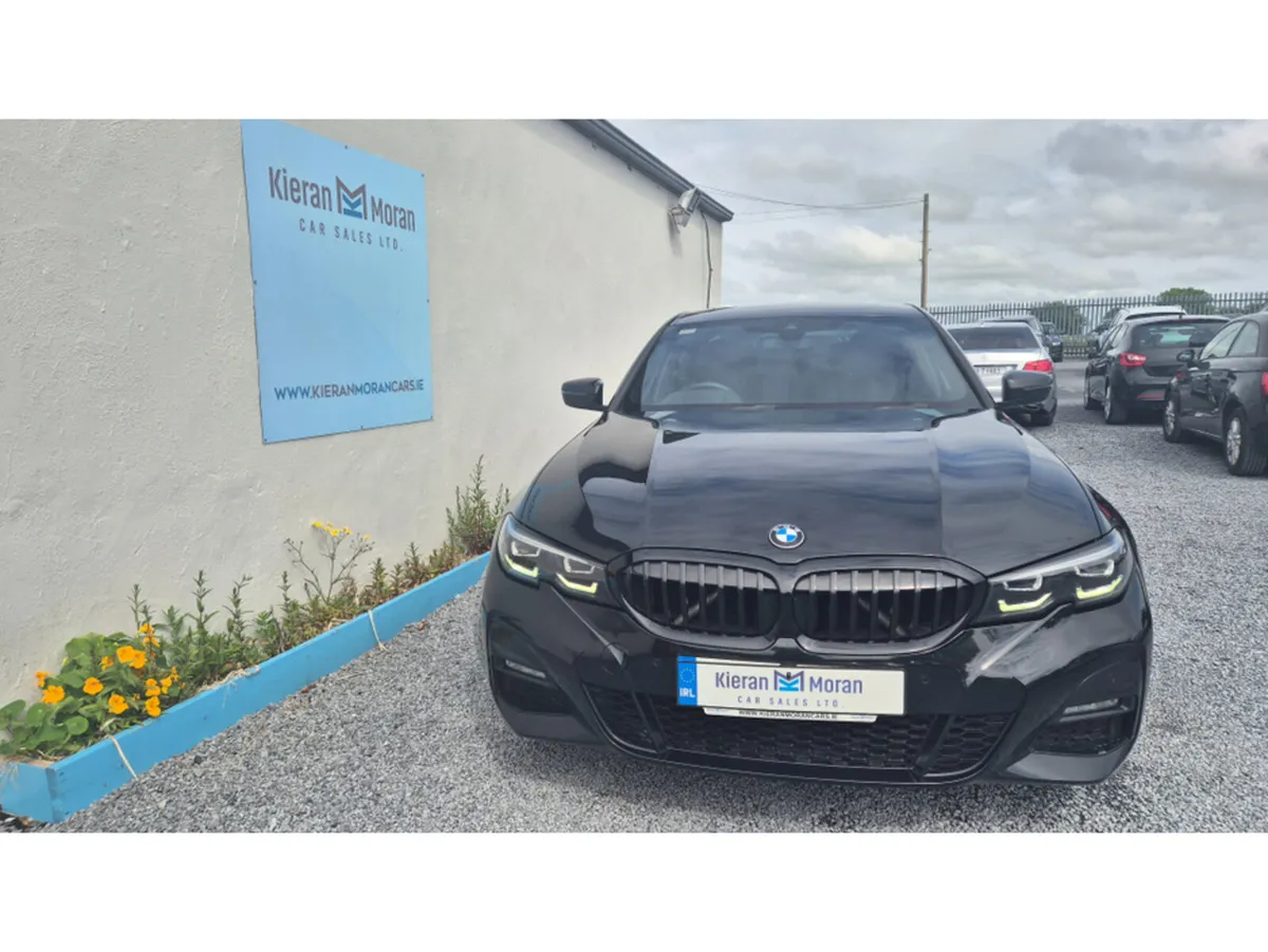 BMW 3-Series M SPORT - Image 4