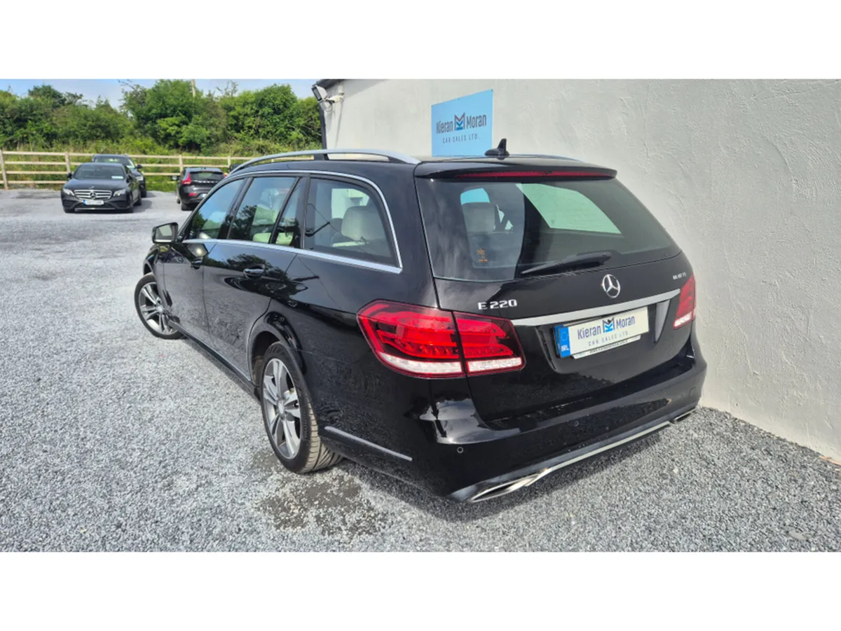 Mercedes-Benz E-Class ESTATE AUTO - Image 3