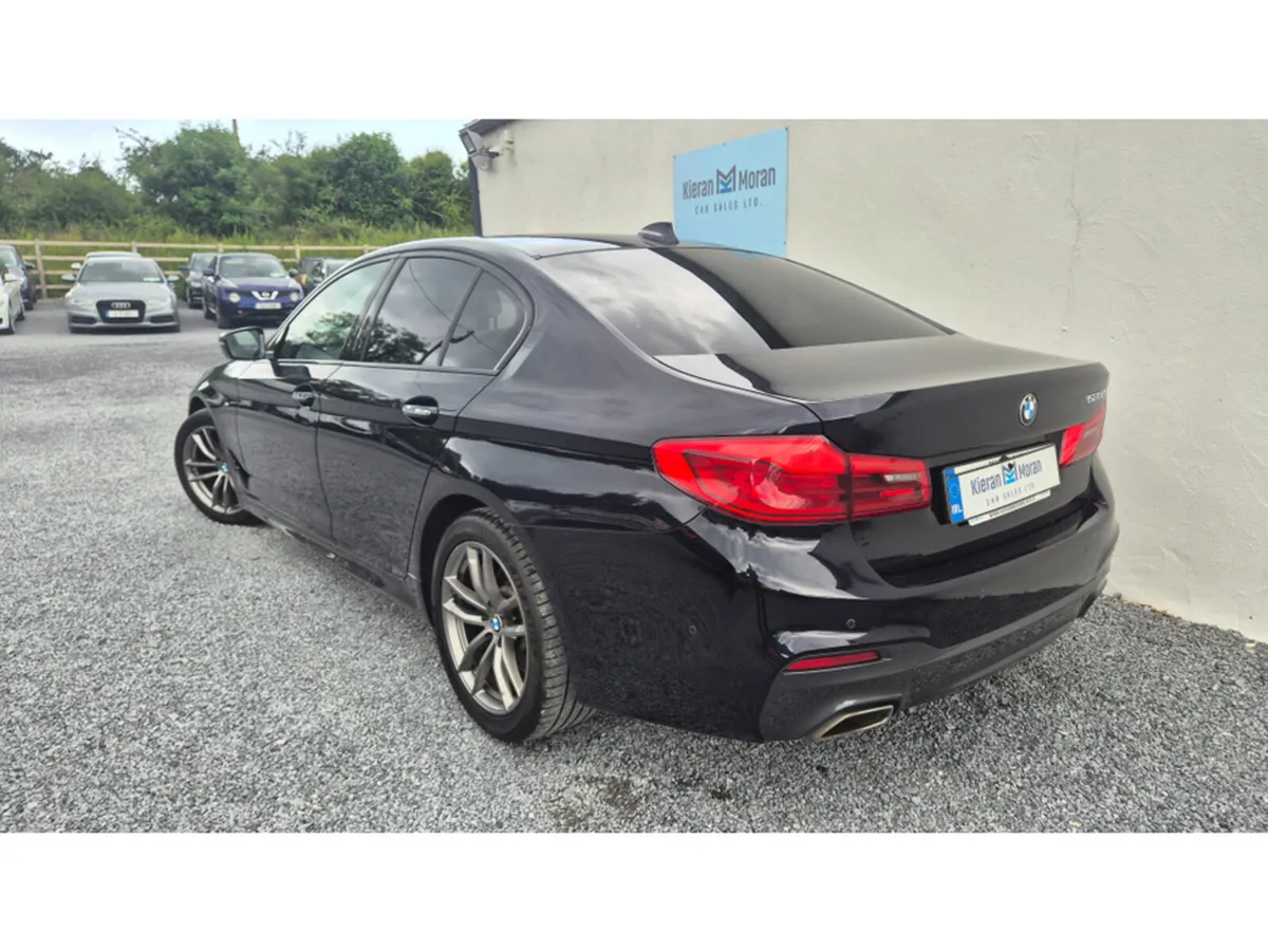 BMW 5-Series M SPORT - Image 3