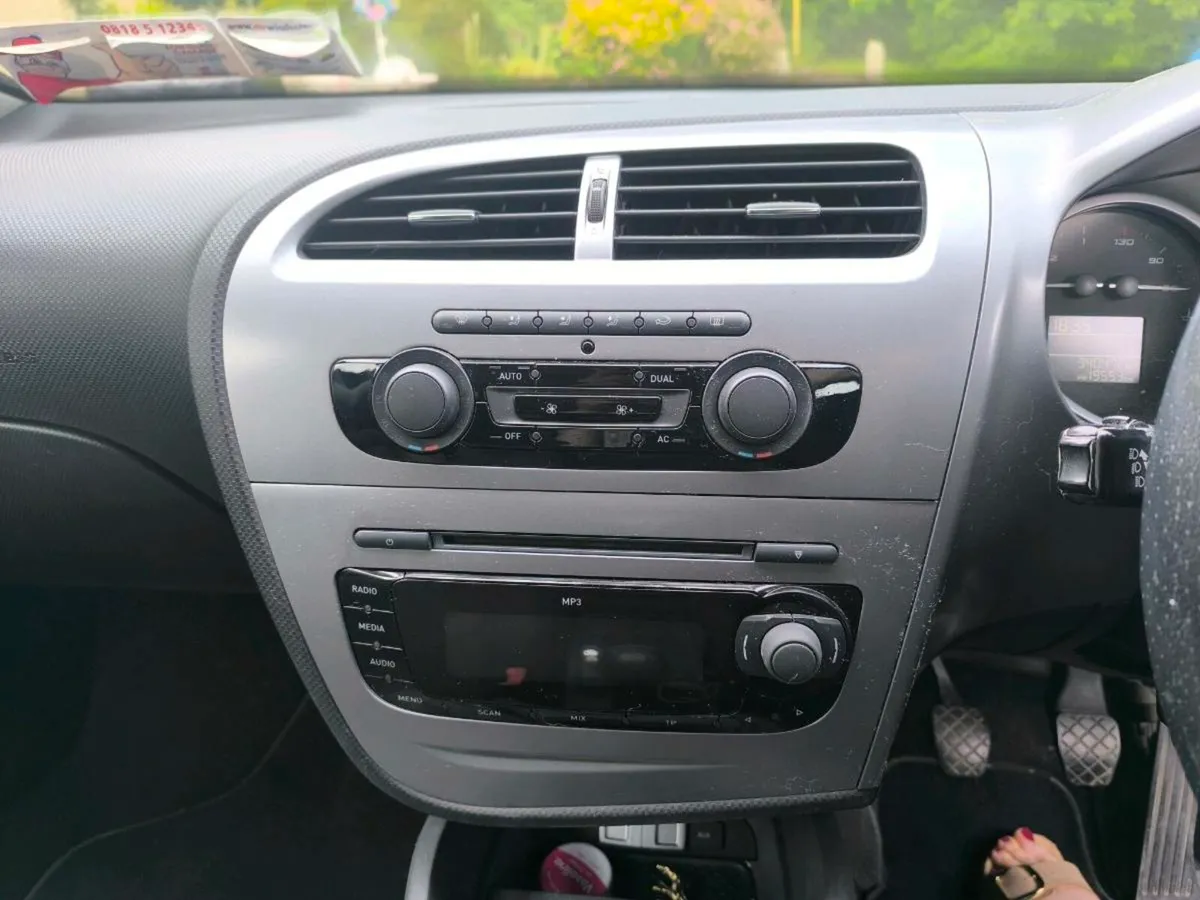 Car - Image 3