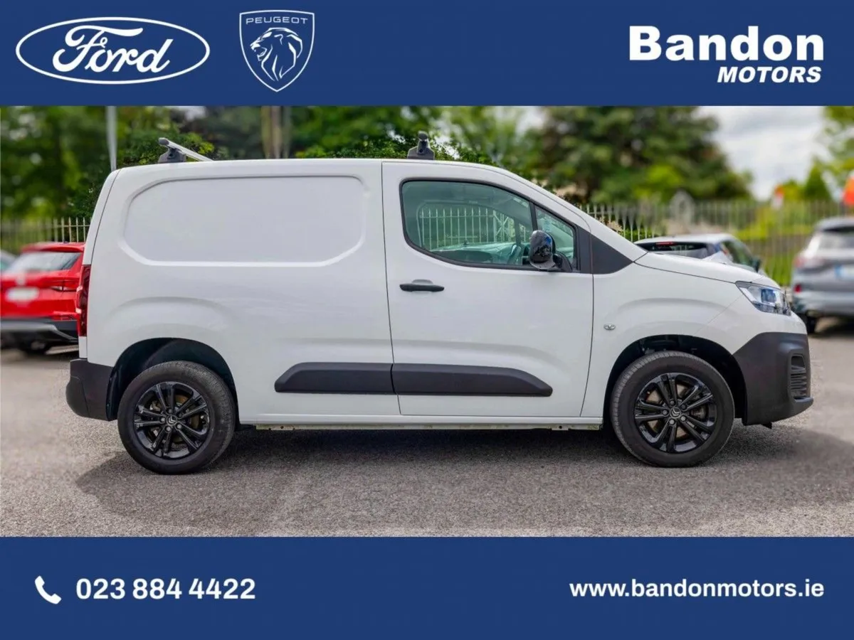 Citroen Berlingo Feel Bluehdi 100 MWB 5 Seats - Image 4