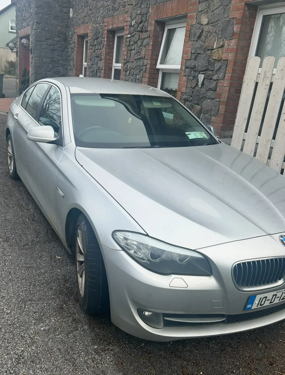 BMW 520 - Image 1
