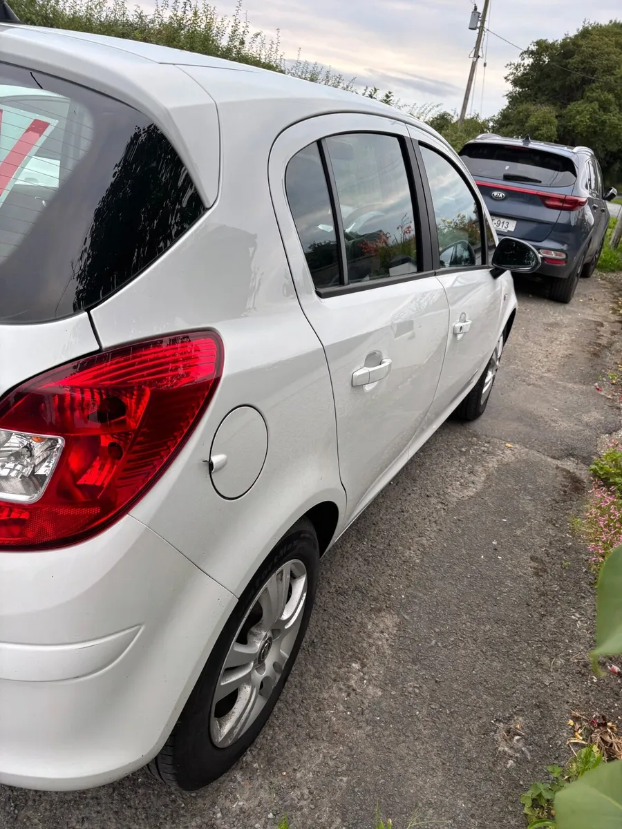 Opel Corsa 2014 - Image 3