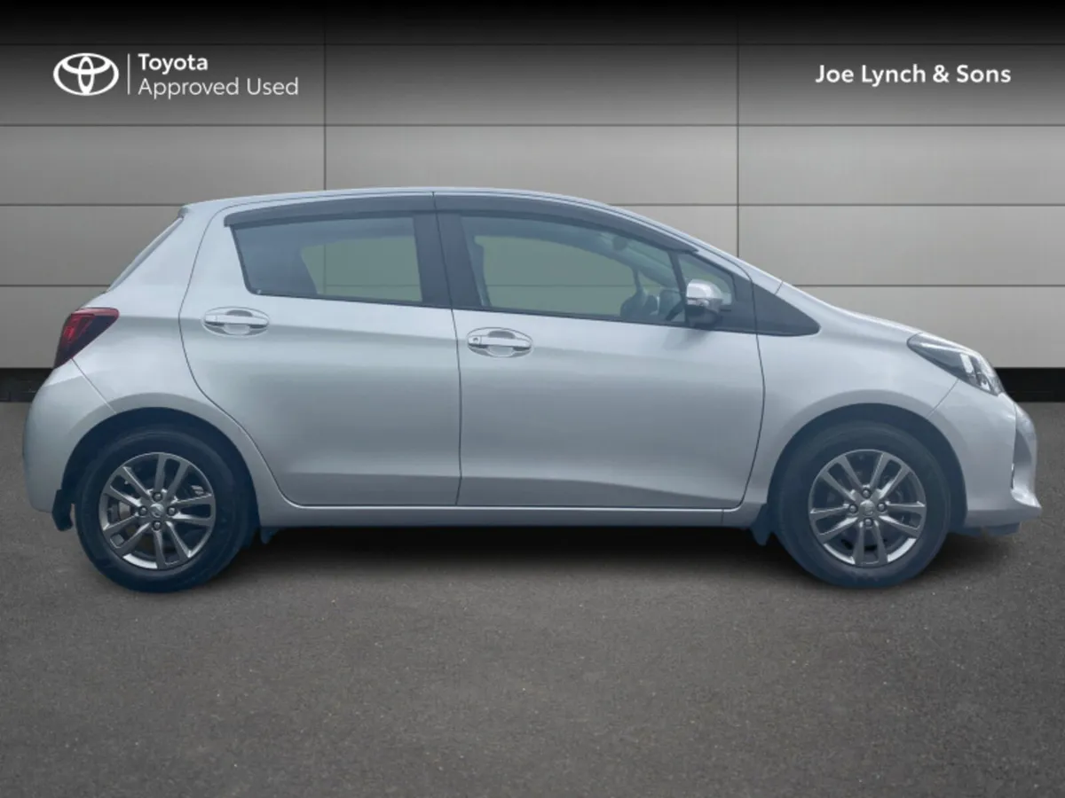Toyota Yaris YARIS 1.33 5DR LUNA - Image 3