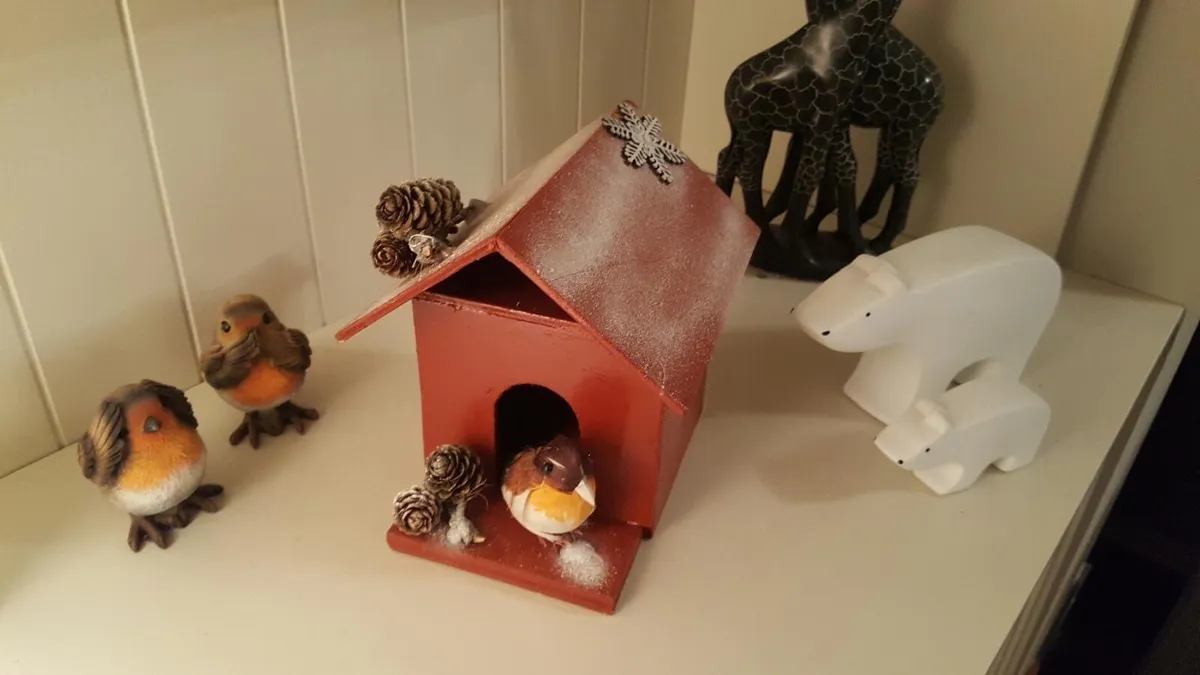 Indoor bird house - Image 1
