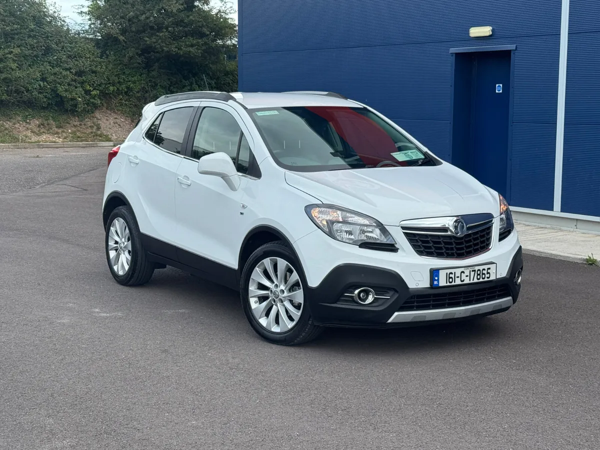Vauxhall/ Opel  Mokka 2016 High spec 1 owner - Image 2